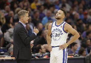 8868在线官网登录入口-勇士谈库里昨日超神：他太出色了 37岁时仍有这样的移动&amp;投射水准