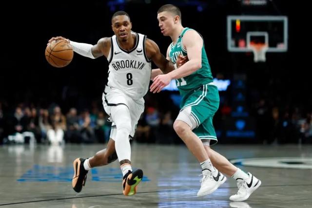 8868在线官网登录入口-绿军签下朗尼·沃克有备无患，卫冕冠军加一道保险