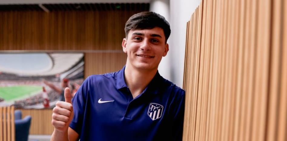 8868在线官网登录入口-世体：巴萨重新关注马竞青训后卫斯皮纳，也在关注亚基罗维奇